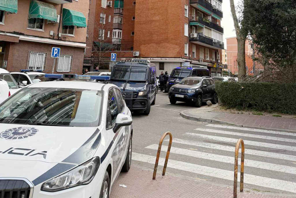 Bowsman_Investmen_desahucia_en_Tetuan_de_Madrid_a_mujer_con_dos_Hijas-7