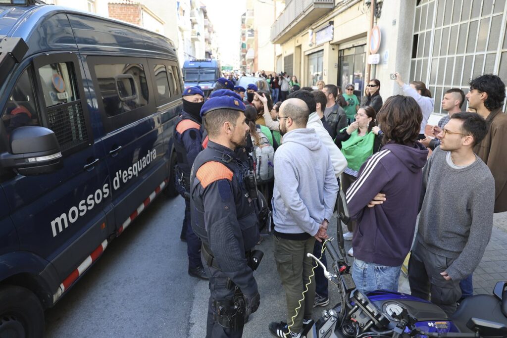Maroua-doce-años-con-cancer-desahuciada-en-granollers-1
