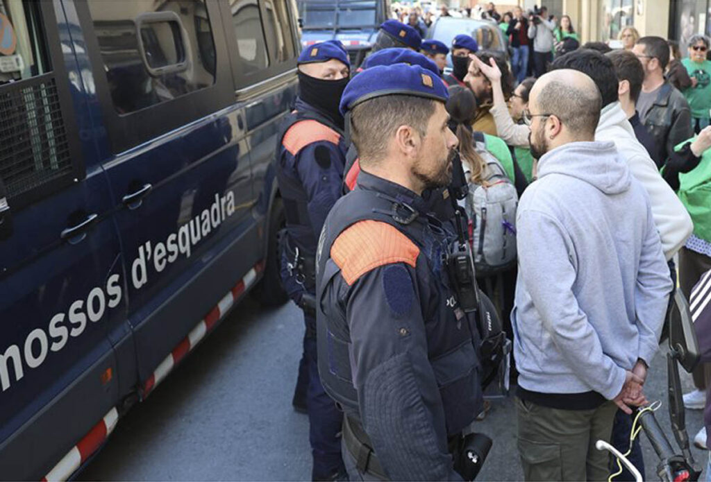 Maroua-doce-anos-con-cancer-desahuciada-en-granollers-1-copia