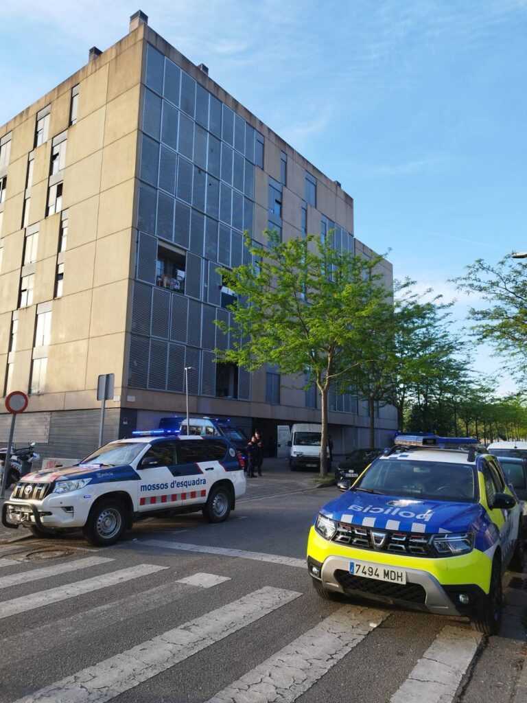 Desahucio-de-Mouama-por-parte-del-ayuntamiento-de-girona-6