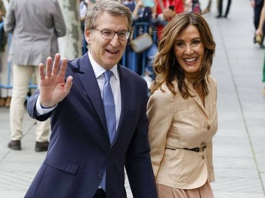 Eva-Cardenas-pareja-del-incompetente-pero-fascista-Feijoo
